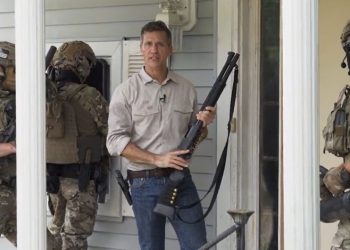 ‘Get a RINO-Hunting Permit’: Missouri Senate Candidate Draws Fire for Gun-Toting Ad