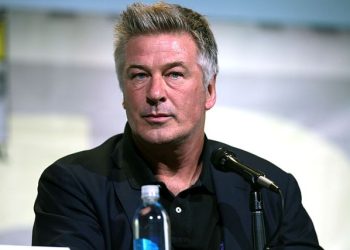 Not Funny? Unhinged Alec Baldwin’s Anger Issues On Display, Goes After Critic For Harmless Jab