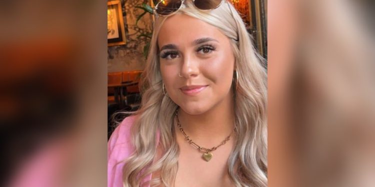 17-Year-Old Girl Dies From ‘Rare Blood Disorder’ After Being Wrongly Told She Had Tonsillitis