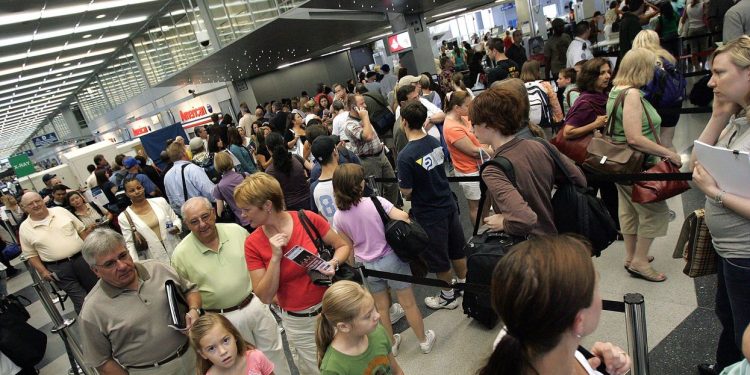 Thousands of flights delayed or canceled this holiday weekend, glitch may cause 12,000 American Airlines flights to not have pilots in July