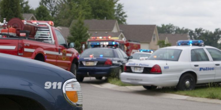Active shooting situation at 4th of July parade in Highland Park, Illinois leaves at least 5 dead, 16 injured