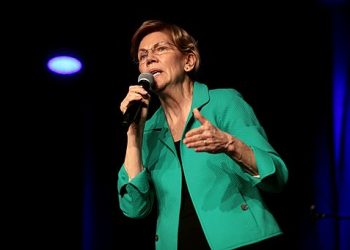 Watch: Elizabeth Warren SCOFFS At Irate Dad After He Confronts Her About Unfairness Of Student Loan Forgiveness
