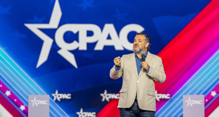 Cruz to ‘Wait and See’ Whether Trump Will Run in 2024 Before He Decides on White House Bid