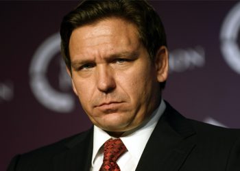 DeSantis: ‘Every Single Mandate Must Be Removed’ & Vaccine-Injured ‘Should Be Able to Sue’