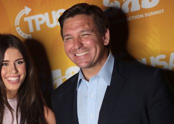 POLL: DeSantis Crushes Democrat Opponent by 9 Points