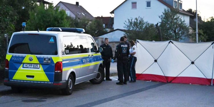 'Allahu Akhbar' Screaming Afghan Migrant With Prior Arrests Goes on Stabbing Spree in Germany (Video)