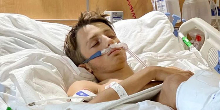 18-Year-Old Athlete with ‘No Signs of Heart Issues’ Suffers ‘Sudden Cardiac Arrest’ during Tennis Practice