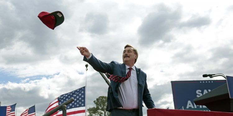 My Pillow CEO Mike Lindell Throws Hat Into Ring, Seeks to Oust Ronna McDaniel as RNC Chair