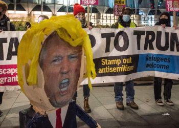 Why Anti-Trump Zealots Might Help Trump Win the Primaries