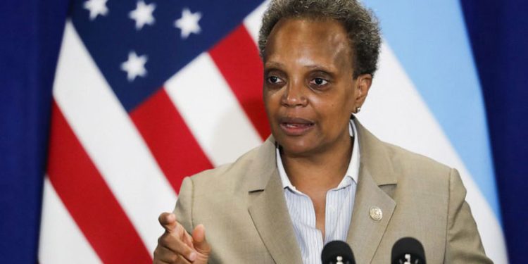 Airport Employees Warn Lori Lightfoot over Growing Homeless Problem Inside O’Hare: ‘It’s Out of Control’