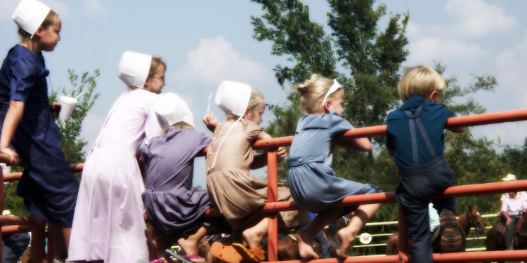Amish Kids