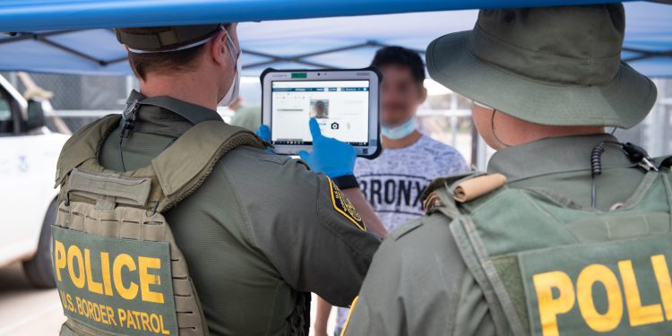 Sheriffs in Arizona Counties Refuse to Enforce State Law Making it a Crime for Migrants to Illegally Cross into the U.S. if Passed