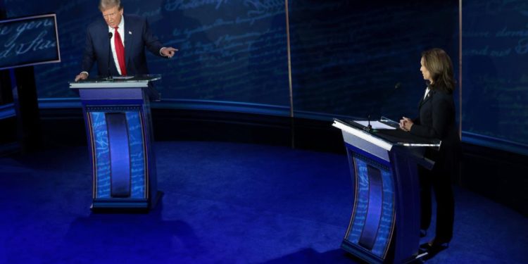 Next president must address U.S. debt, Moody's warns