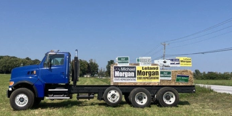 Town Requires Building Permit for Yard Signs