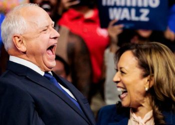 “Counterproductive Caricatures”: Victor Davis Hanson Says Democrats Favor the Elites, Claims Voters Have “Had It” With Kamala Chameleon