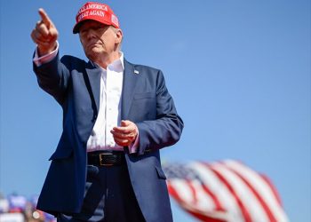 ‘Deep State’ Expert Explains How Trump Could Purge Unelected Bureaucrats