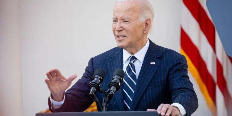 Biden Pledges More Arms to Ukraine After Christmas Strikes