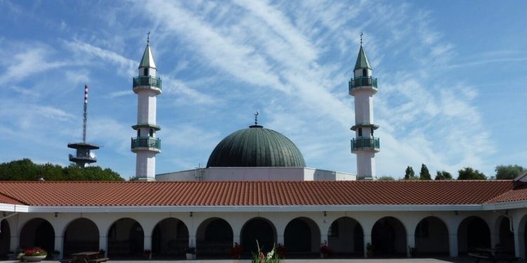 Islamized Sweden: Hidden Camera Exposes Malmö Koranic School Teaching Hatred of Jews and All Infidels (Video)