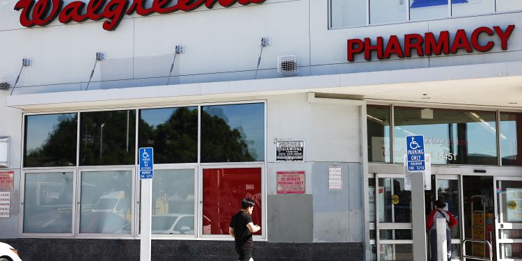 Walgreens to permanently close 5 LA-area stores — as it shutters 1,200 nationwide