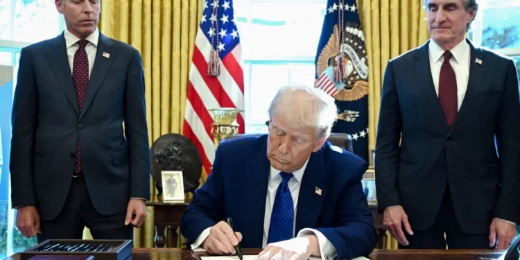 Trump Signs Order Barring Federal Funding to Schools With COVID Vaccine Mandates