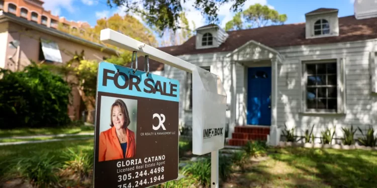US Mortgage Rates Fall for 4th Straight Week