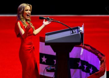Fox buys Red Seat Ventures to tap podcast market, reuniting with Megyn Kelly, Tucker Carlson