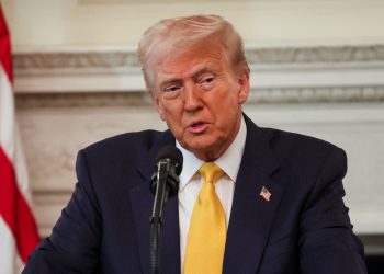 Trump floats merging ‘tremendous loser’ Postal Service with Commerce Department