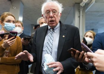 Why Bernie Sanders Almost Walked Out of an Interview With ABC News Over Question About Chuck Schumer