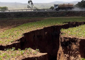 Africa Splitting